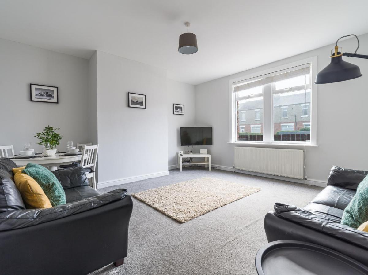 Haw Thorn House - 2 Bedroom, Ashington, Northumberland 애싱턴 외부 사진
