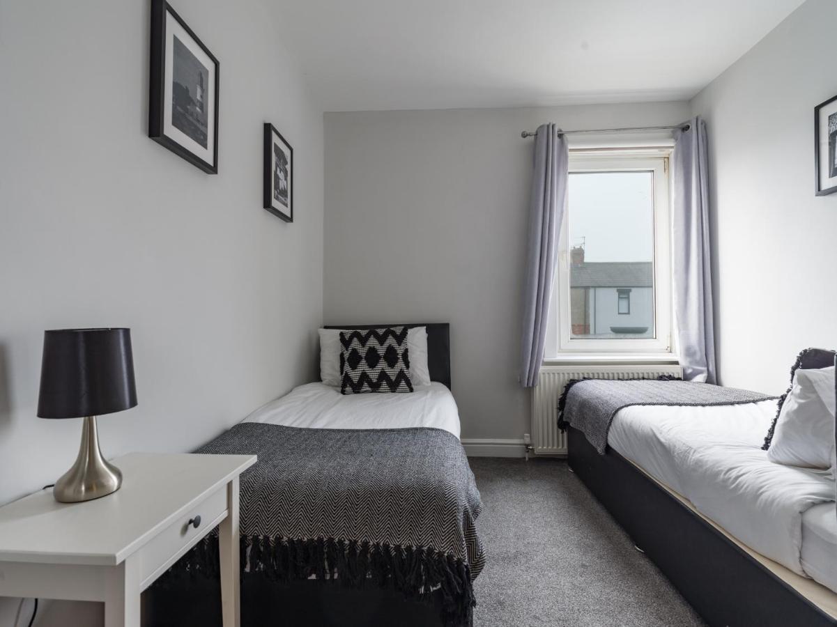 Haw Thorn House - 2 Bedroom, Ashington, Northumberland 애싱턴 외부 사진